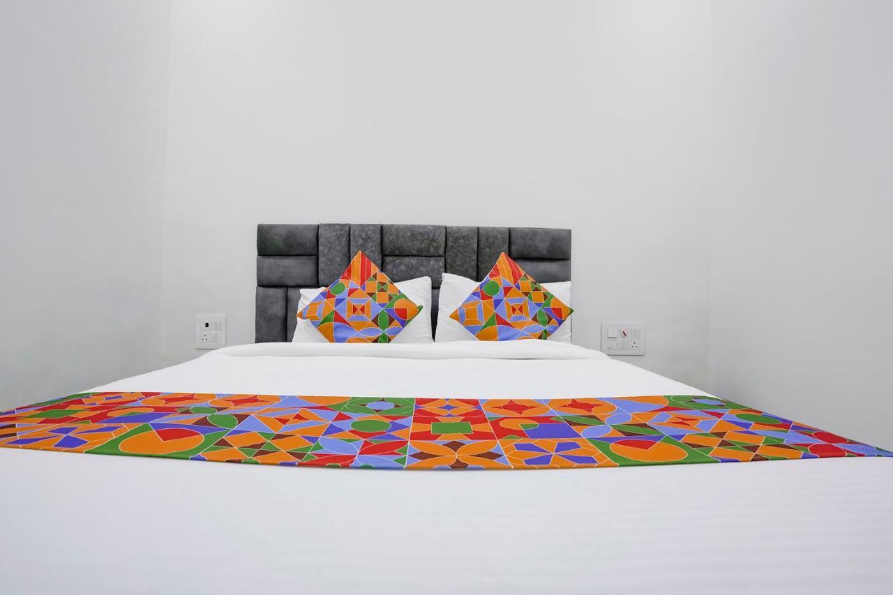Fabexpress Bhau Residency - Nr Mumbai International Airport Hotel Екстериор снимка