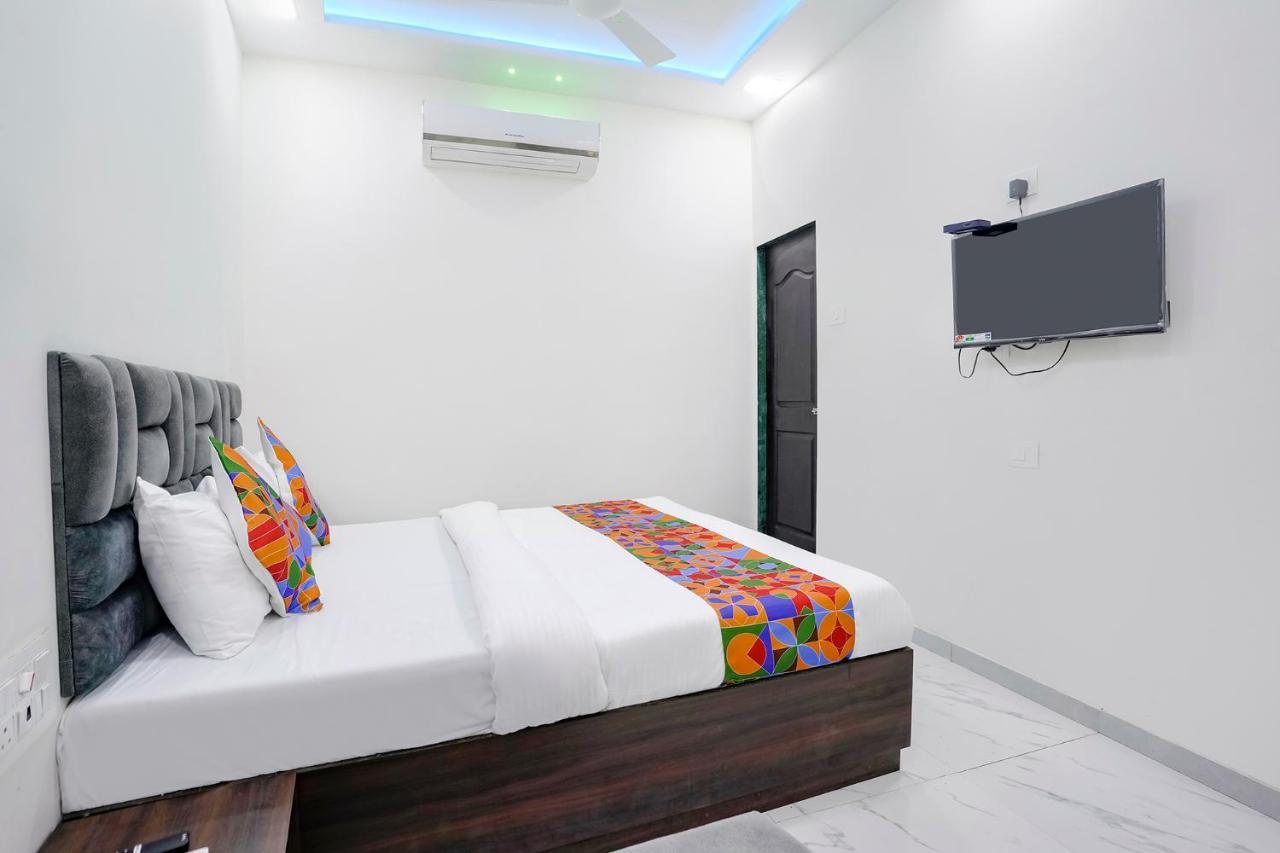 Fabexpress Bhau Residency - Nr Mumbai International Airport Hotel Екстериор снимка