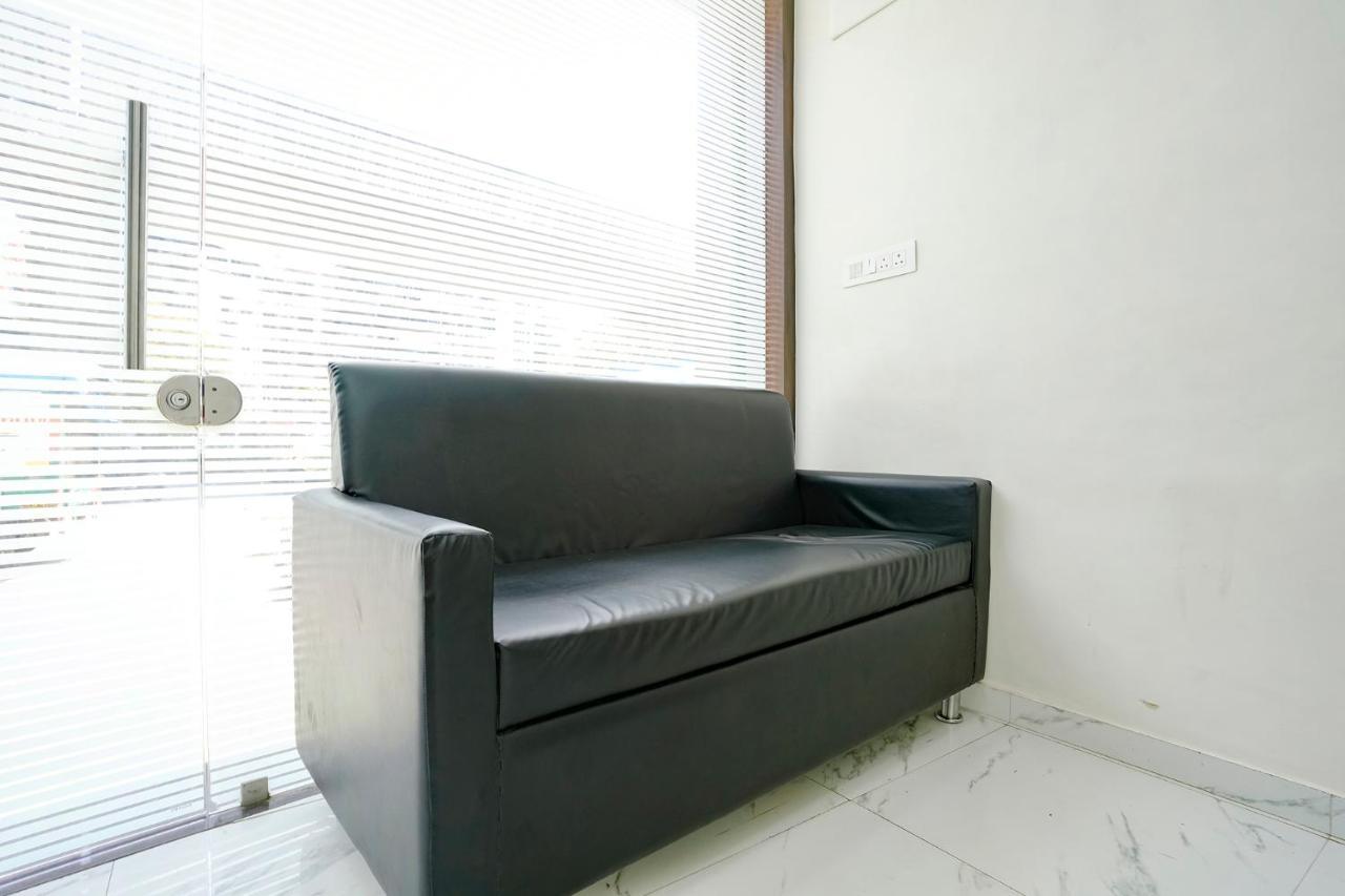 Fabexpress Bhau Residency - Nr Mumbai International Airport Hotel Екстериор снимка