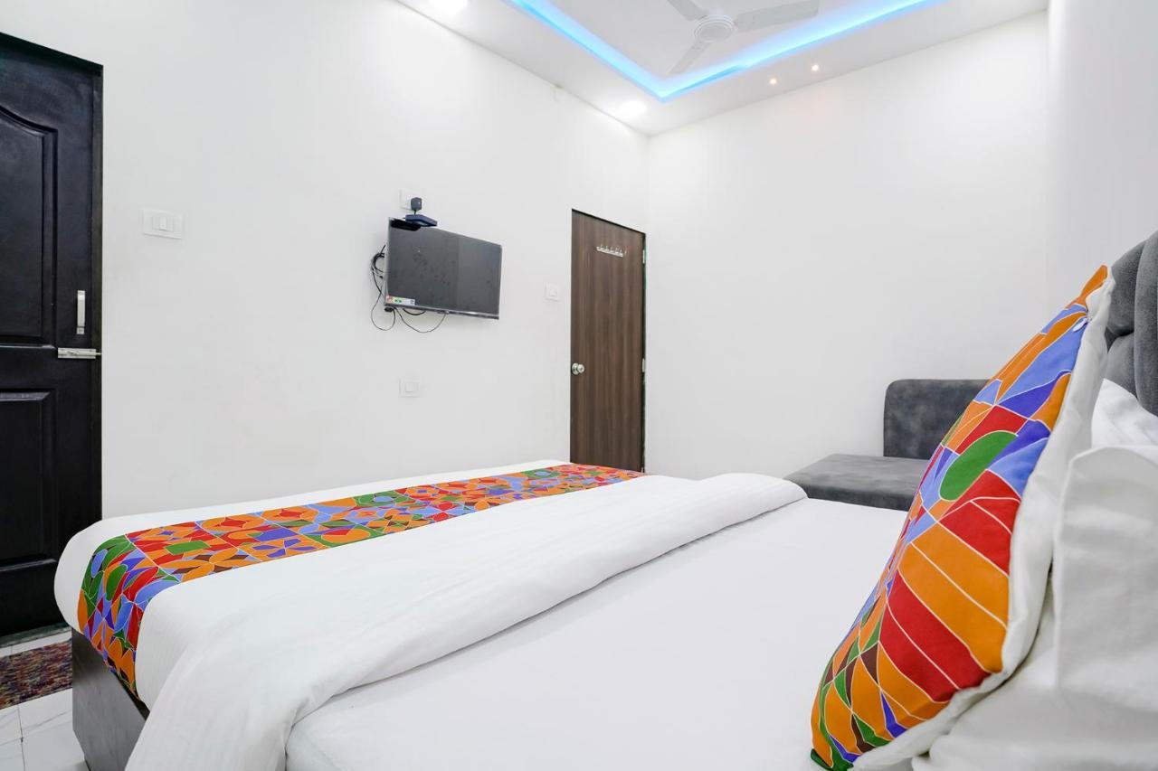 Fabexpress Bhau Residency - Nr Mumbai International Airport Hotel Екстериор снимка